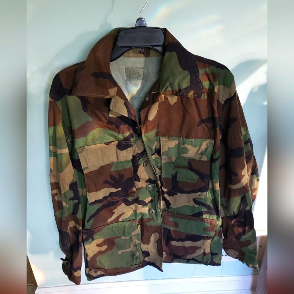Vintage | Woodland Camo | US Military Combat Jacket